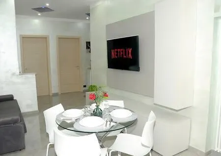 Moderno Ed Esclusivo Apartment