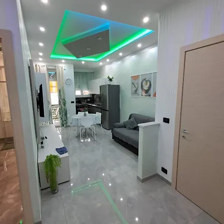 Moderno Ed Esclusivo Apartamento *